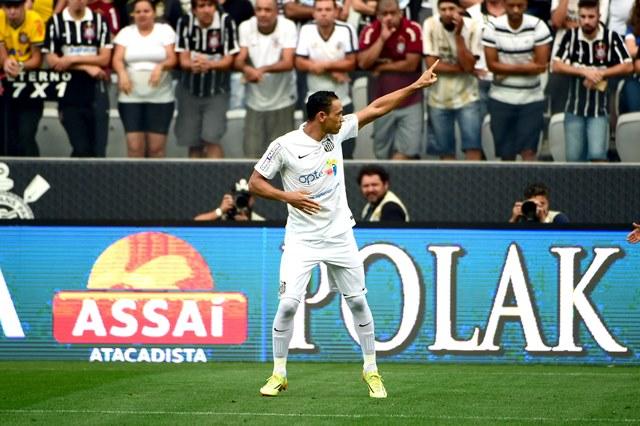 Ricardo Oliveira acredita que o Santos teve chances de sair de Itaquera com a vitória no domingo