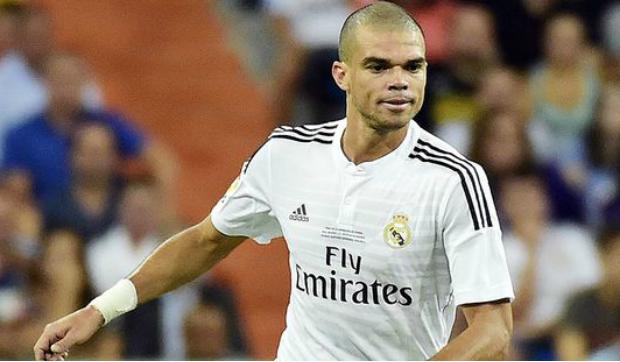 Reintegrado ao elenco, Pepe só deve voltar a atuar no dia 15, pelas quartas de final da Champions