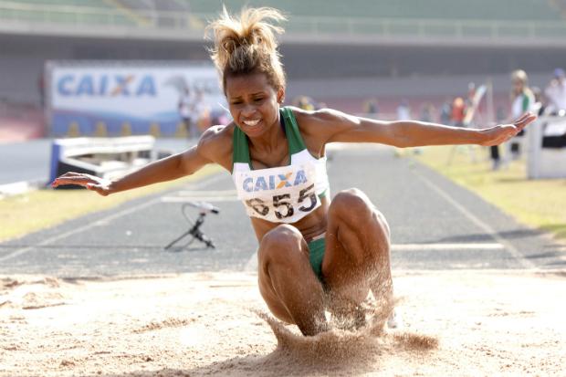 A catarinense Eliane Martins ficou com a medalha de ouro no salto em distância (Foto:Carol Coelho/CBAt)