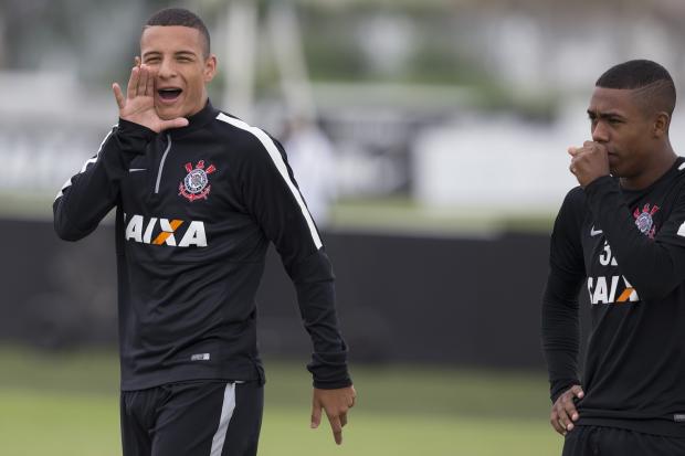 Guilherme Arana só não atuou na primeira fase porque não estava inscrito (foto: Daniel Augusto Jr.)