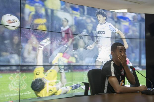 Sem abrir mão do Paulista, Elias sonha com algo que Romarinho já tem (foto: Daniel Augusto Jr.)