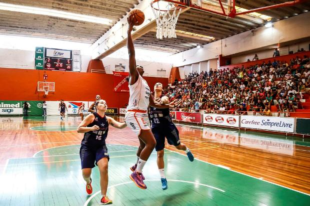 Americana atropelou Maranhão e é o primeiro finalista da Liga de Basquete Feminino