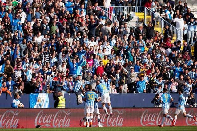 Málaga saiu atrás, conseguiu a virada, mas acabou sofrendo o empate no fim da partida