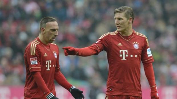 Ribéry e Schweinsteiger são baixas confirmadas para o duelo do Bayern com o Porto pela Liga dos Campeões