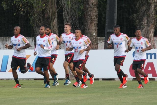 Elenco do Flamengo voltou aos treinos nesta terça-feira, já pensando na grande semifinal do Campeonato Carioca