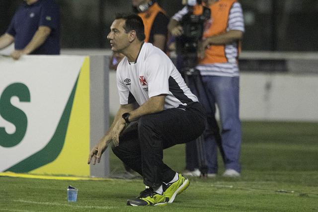 Técnico Doriva quer o time do Vasco equilibrado contra Flamengo (Foto: Paulo Fernandes/Vasco.com.br)