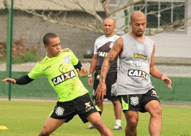 Elenco do Figueirense treinou na manhã desta sexta-feira, projetando o confronto da última rodada da fase de grupos