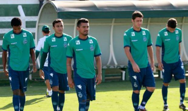 Embora adote um discurso de cautela, o Goiás tem o favoritismo para o duelo contra o Goianésia