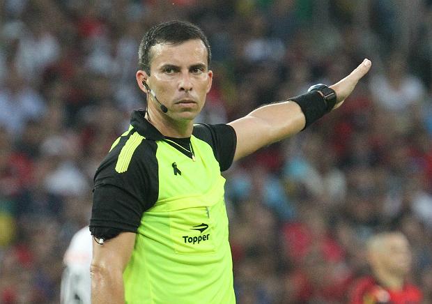 Comandada por Rodrigo Nunes de Sá, a arbitragem foi o alvo das reclamações rubro-negras