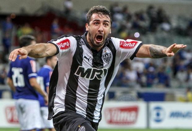 Herói do clássico, Pratto acredita que Galo não merecia, mas correu atrás