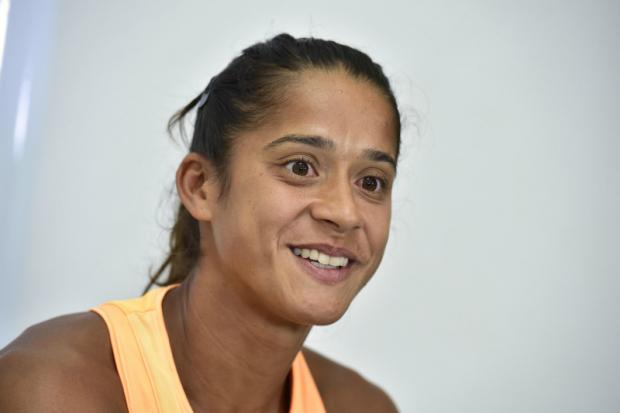 Vencendo Challenger de Medellín e WTA de Bogotá na sequência, brasileira somou 380 pontos no ranking em 15 dias