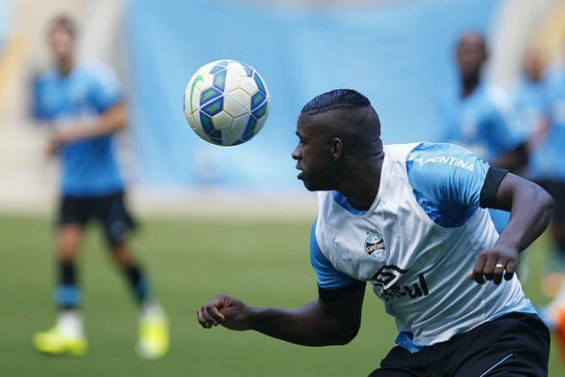 Yuri Mamute teve lesão confirmada e segue como dúvida para clássico