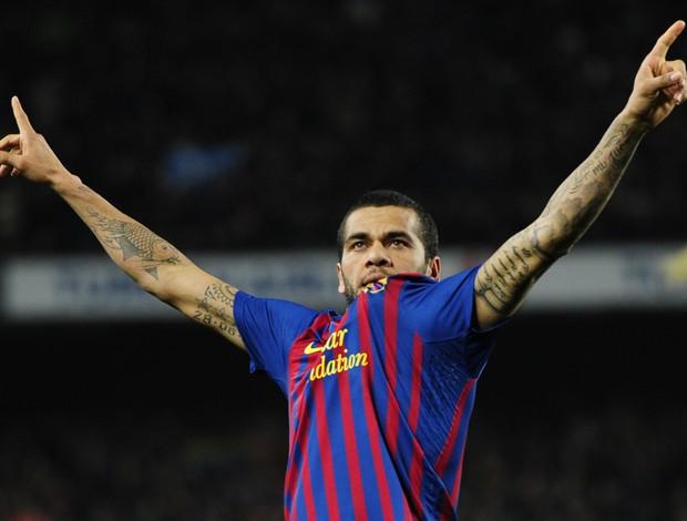 Nas redes sociais, Daniel Alves escreveu um recado otimista quanto à classificação do Barcelona