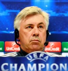 Carlo Ancelotti terá dois desfalques