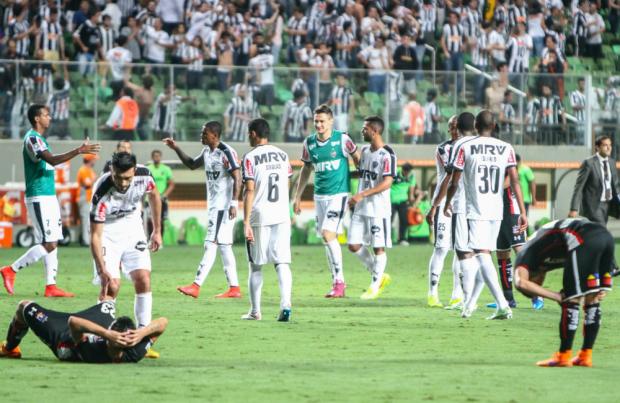 Mais uma vez, o Atlético-MG sofreu no Horto, mas garantiu a classificação ao mata-mata da Libertadores