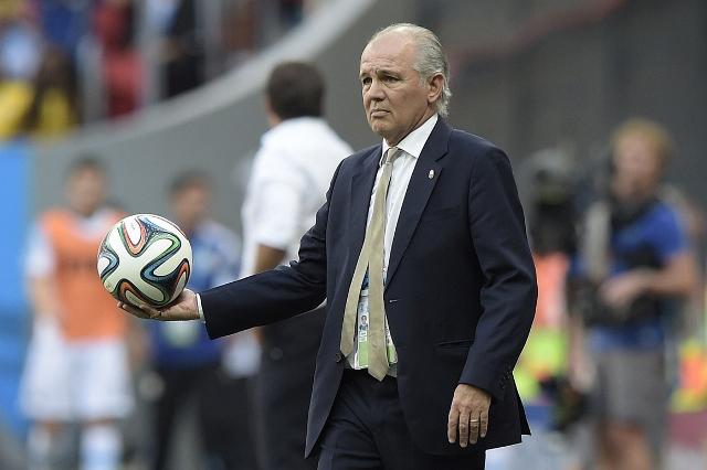 Demora cansou diretoria do São Paulo, que desistiu de esperar por Alejandro Sabella para comandar o time