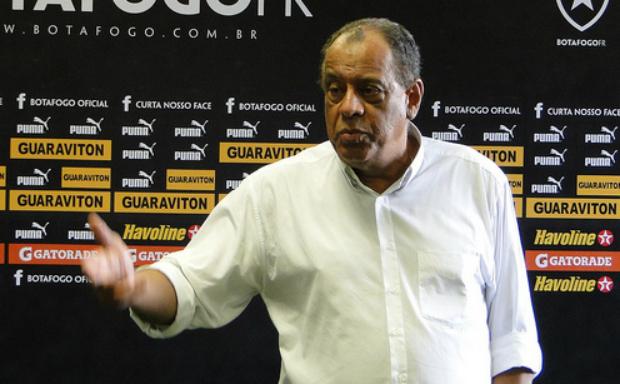 Ídolo alvinegro não gostou da demissão do enteado sem que fosse informado