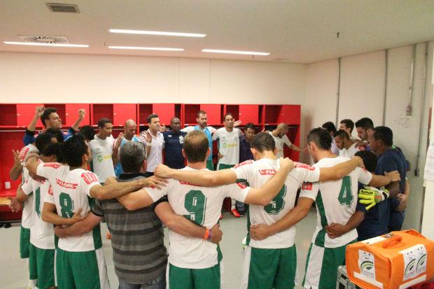 O técnico Júnior Rocha exaltou a união do elenco do Luverdense