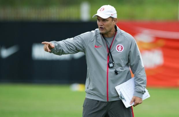 O técnico Diego Aguirre deverá divulgar a escalação do Inter apenas minutos antes do Gre-Nal