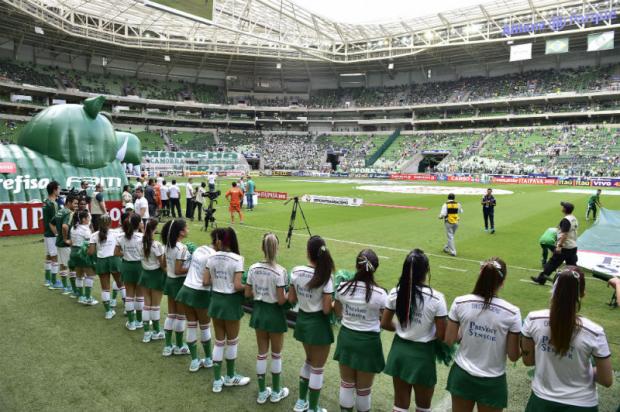 Decisão no Palestra Itália não terá o santista Robinho e o palmeirense Valdivia, vetados pelos médicos