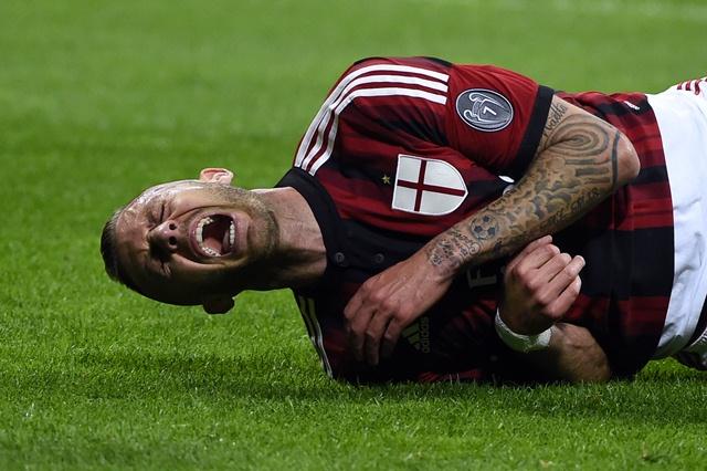 Milan vive uma das piores crises de sua história e terá suas ações negociadas para tentar ter o prestígio recuperado
