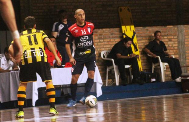 Krona conquistou a sua primeira vitória após o empate por 3 a 3 com o Boca Juniors