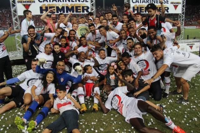 Depois de ser campeão da Série B em 2014, Joinville conquistou o Catariense em 2015 na Arena