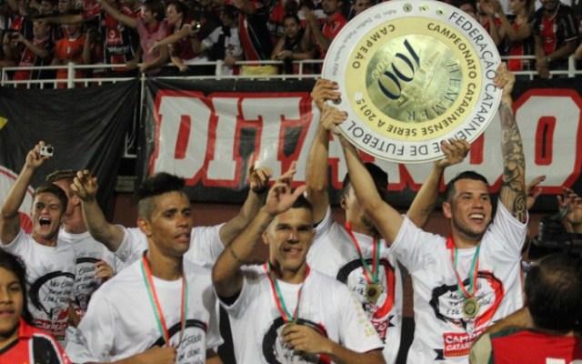 Em meio a uma série de polêmicas durante a final, Joinville foi o grande campeão catarinense