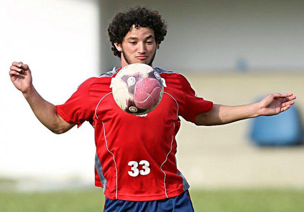 Atacante Arthur, que atuou pelo Londrina no Paranaense, foi anunciado no Atlético-GO
