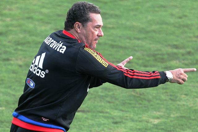 Flamengo teve o dedo de Vanderlei Luxemburgo em 2014, quando arrancou contra o rebaixamento