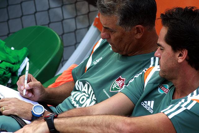 O técnico Ricardo Drubscky estuda escalar Magno Alves e Fred juntos no ataque