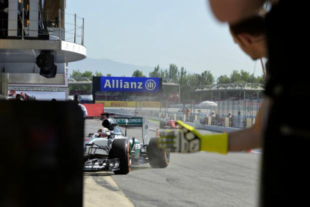 Lewis Hamilton andou na frente, mas com apenas 0s408 de vantagem para Vettel