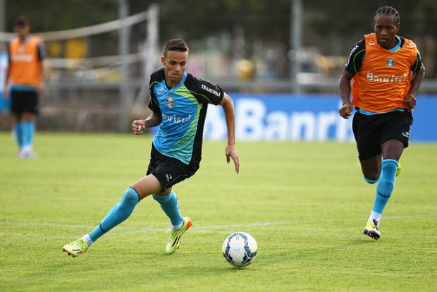 Luan deve jogar adiantado para compensar falta de Mamute e Braian