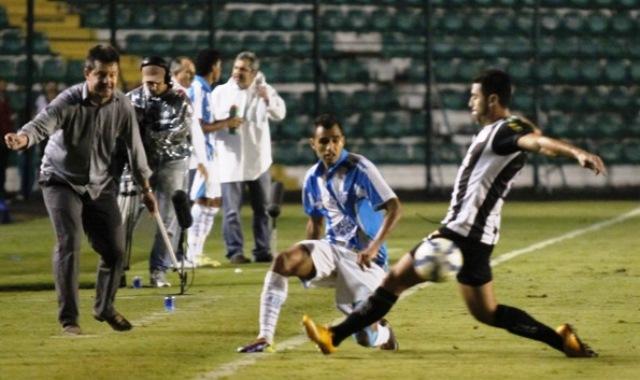 Para Gilson Kleina, o Avaí ainda é uma equipe em formação e tem muito a evoluir na temporada