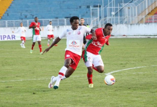 Derrota contra o Náutico foi decidida com gol aos 48 minutos do segundo tempo