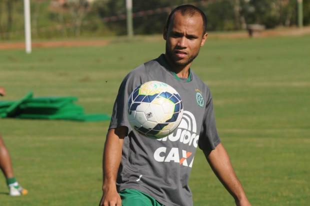 Para tentar encerrar o pequeno jejum de gols da equipe, Ananias vê a Arena Condá como fator positivo