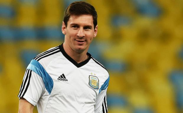 Messi fez pedidos bem específicos: piscina aquecida a 28ºC, jacuzzis quentes e fria e cesta de basquete