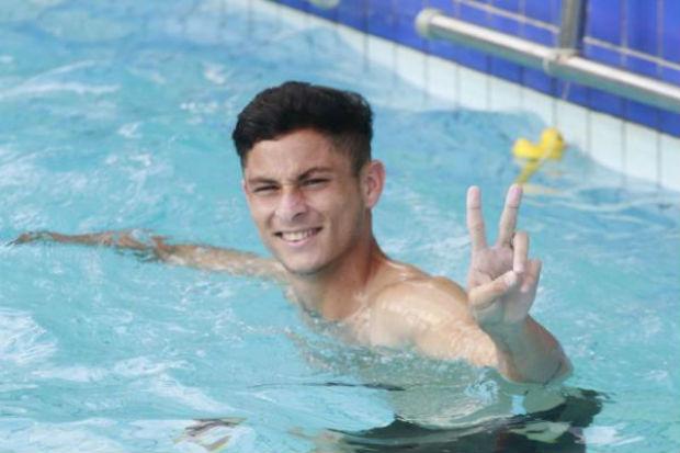 Lateral só pôde atuar por 45 minutos na temporada