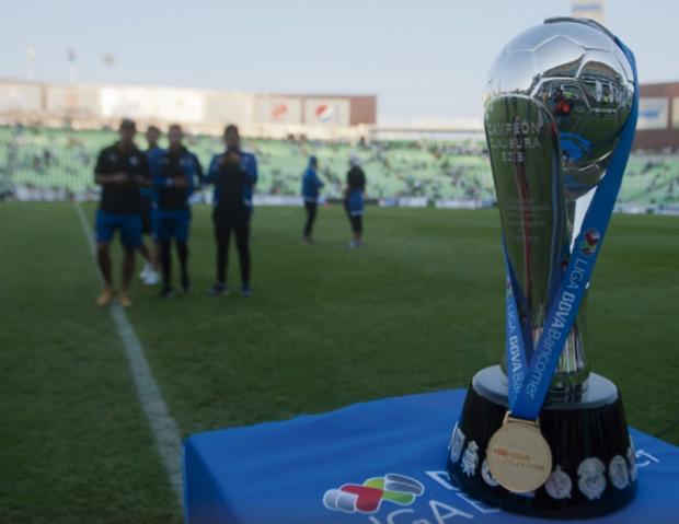 Humilhado na primeira final, Querétaro fica longe de taça do Torneio Clausura do Mexicano