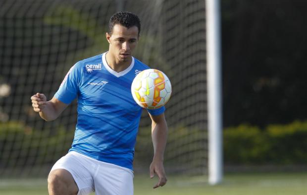 Artilheiro do clube na temporada, com 16 gols, Damião é a esperança de vitórias do Cruzeiro no Brasileiro (Foto: Washington Alves/Light Press)