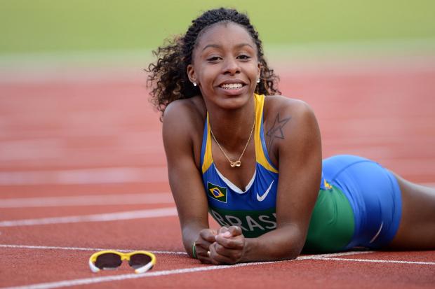 A brasileira Rosângela Santos melhorou sua melhor marca nos 100m e terminou na terceira colocação