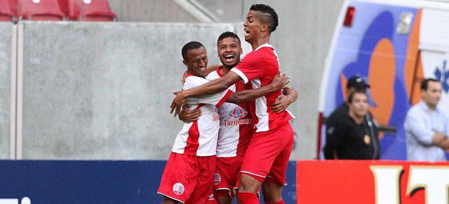 O Náutico busca a vitória para voltar a liderança da Série B