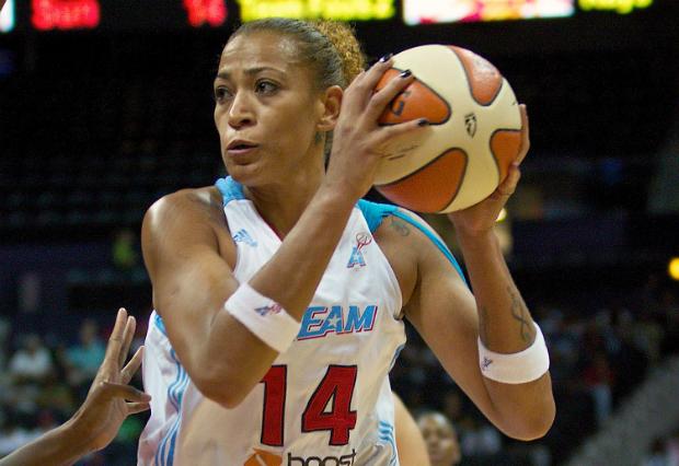Pelo Atlanta Dream, Érika esteve presente em seis disputas consecutivas de pós-temporada, de 2009 a 2014