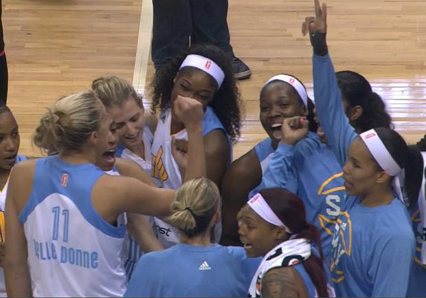 O Chicago Sky, de Clarissa dos Santos, estreou com vitória na WNBA 2015