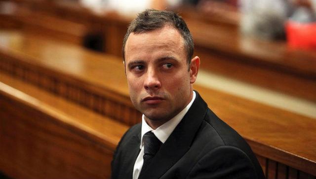 Condenado a cinco anos de prisão, Pistorius pode ficar em liberdade condicional dez meses após julgamento