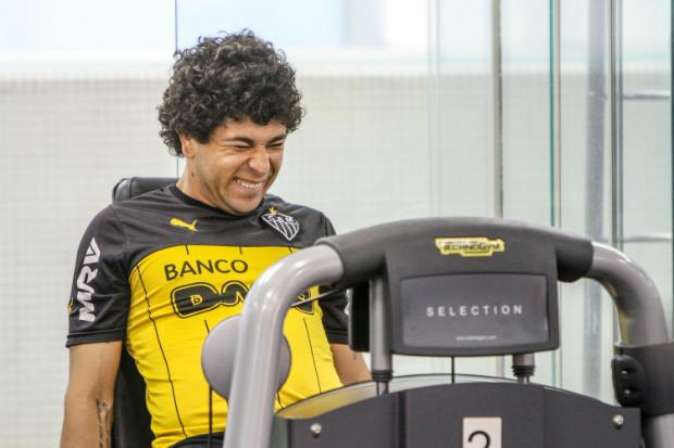 Com a confirmação da lesão na coxa esquerda, Luan será substituído por Maicosuel
