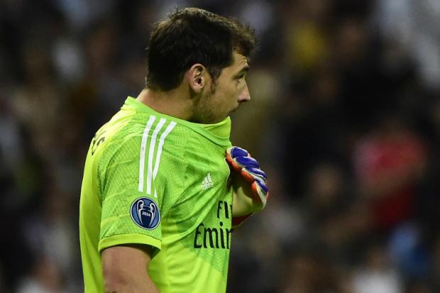 Se for preterido com a chegada de De Gea, goleiro pode trocar Real por Fenerbahce
