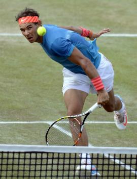 Nadal levou quase 3h para vencer Baghdatis na grama de Stuttgart