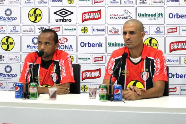 Joinville de olho no mercado em busca de alternativas para melhorar desempenho da equipe (Foto: JEC)