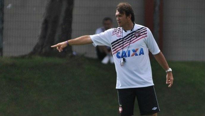 O ex-jogador Petkovic treinou a equipe sub-23 do Atlético-PR no ano passado